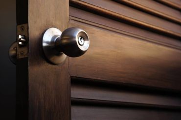 buy metal door handles in Chandigarh