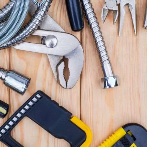 Searching for a Reliable Hardware Shop Near Me? Here’s What to Look 